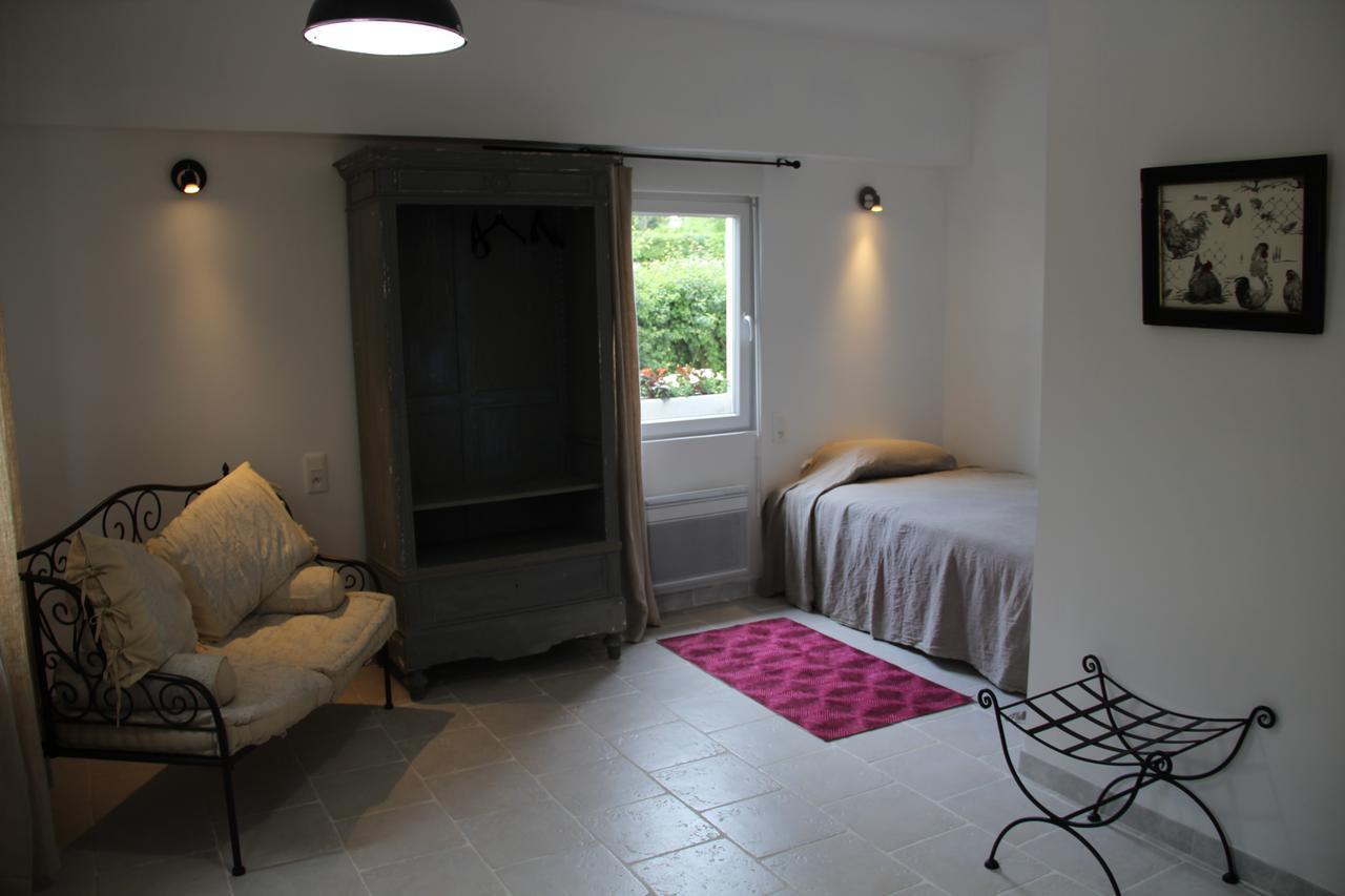 Ferme De La Cacheterie, Bed and Breakfast Fleury-la-Forêt Εξωτερικό φωτογραφία